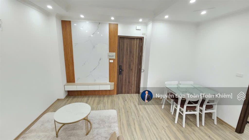 Chính chủ bán căn chung cư nam trung yên 2n 2vs 70m2 nhỉnh 6 tỷ full nt