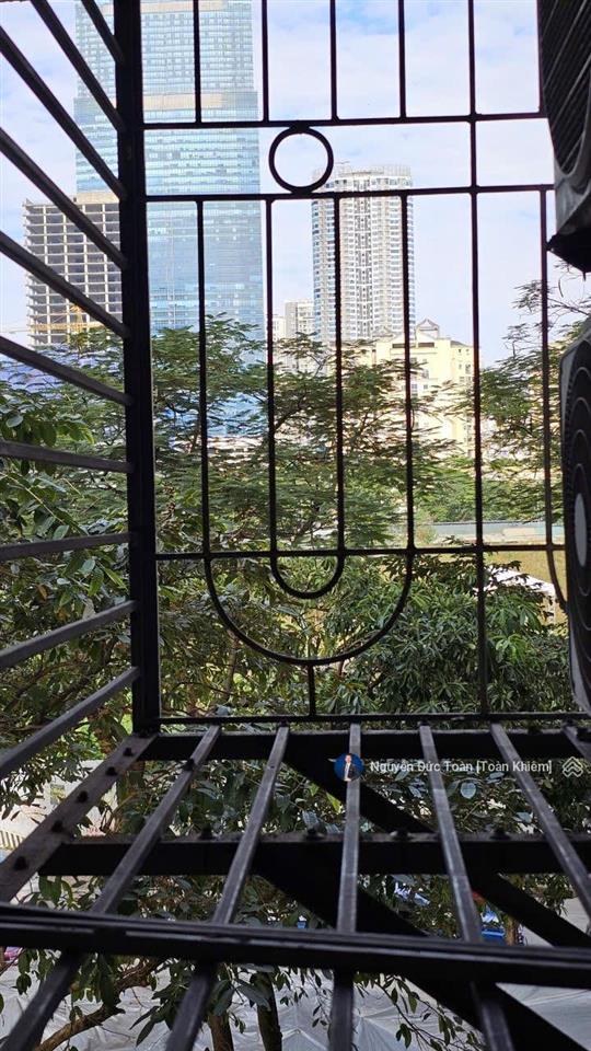 Chính chủ bán căn chung cư nam trung yên 2n 2vs 70m2 nhỉnh 6 tỷ full nt