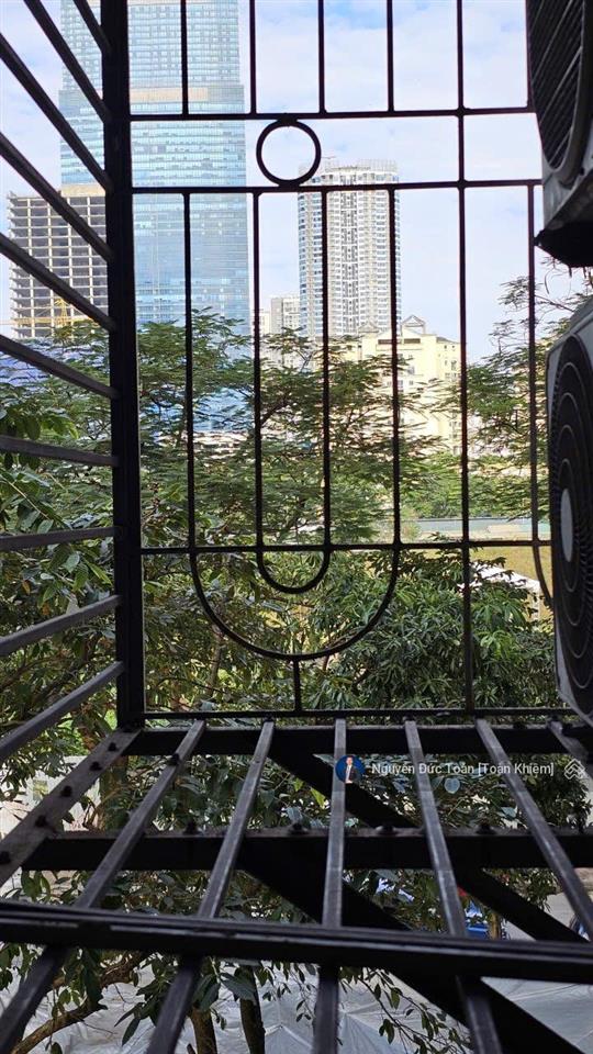 Chính chủ bán căn chung cư nam trung yên 2n 2vs 70m2 nhỉnh 6 tỷ full nt