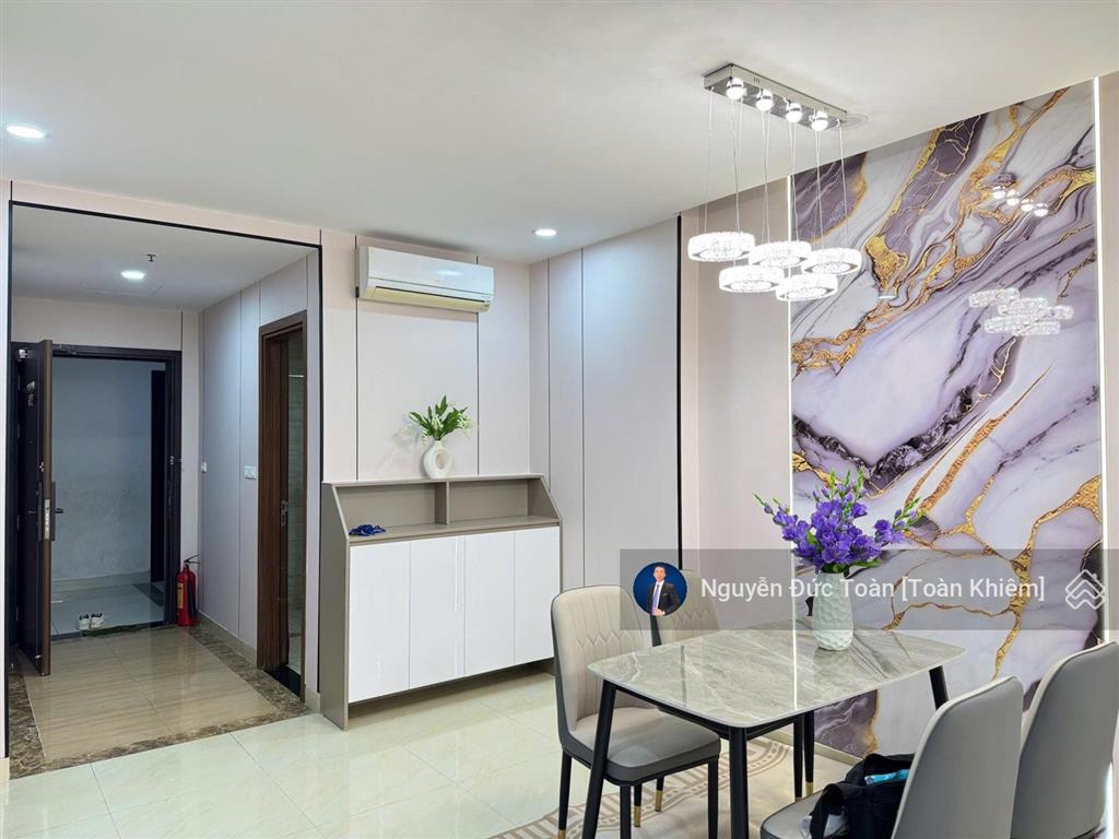 Chính chủ bán căn chung cư 2n 2vs 70m2 full nt, nhỉnh 7 tỷ sổ đỏ trao tay