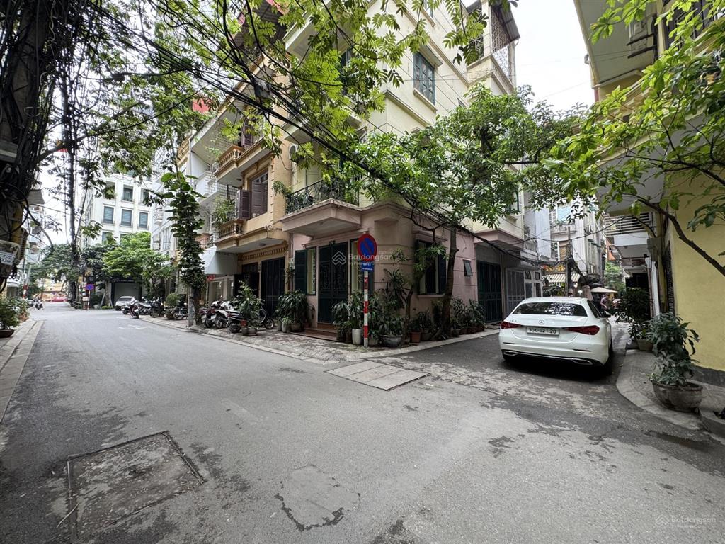 Pl hoàng cầu  trần quang diệu, ngõ thông, ô tô tránh, sổ vuông đẹp ssgd