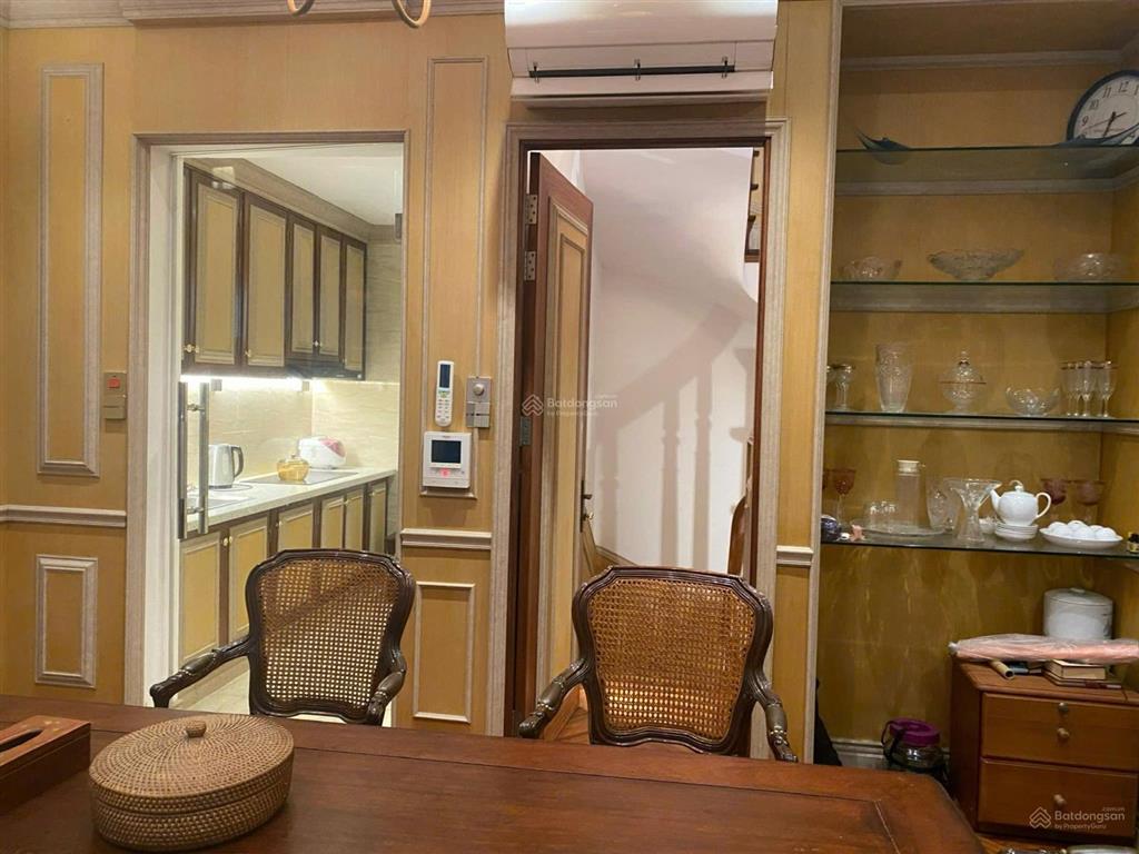 Dinh thự phố hàng bún ô tô tránh 6 tầng kiến trúc riêng nội thất sang trọng