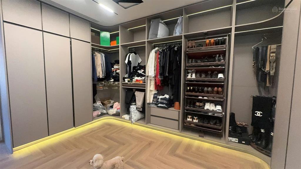 Hoà mã  trần xuân soạn | 78,5m2 | mt 4,2m | 7 tầng | thang máy | 3 mặt thoáng
