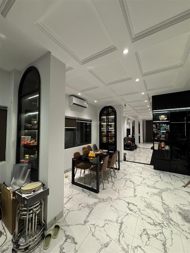 Liền kề intracom trung văn 145m*5t, mt 6,2m. dành cho khách ưu tiên không gian sử dụng