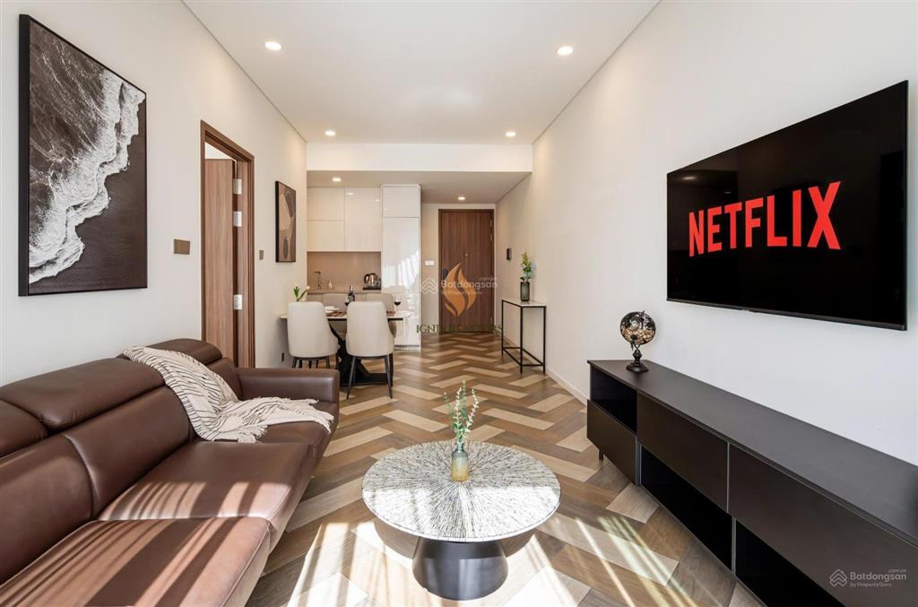 Bán 1 phòng ngủ trục hoa hậu view cầu bason, chủ bao hết phí