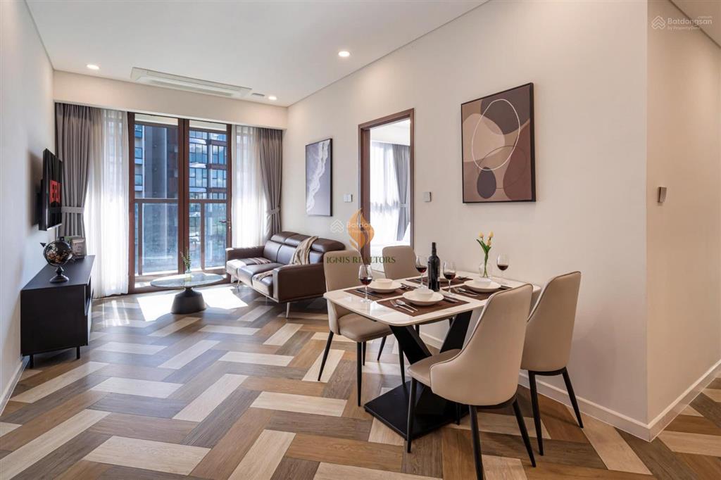 Bán 1 phòng ngủ trục hoa hậu view cầu bason, chủ bao hết phí