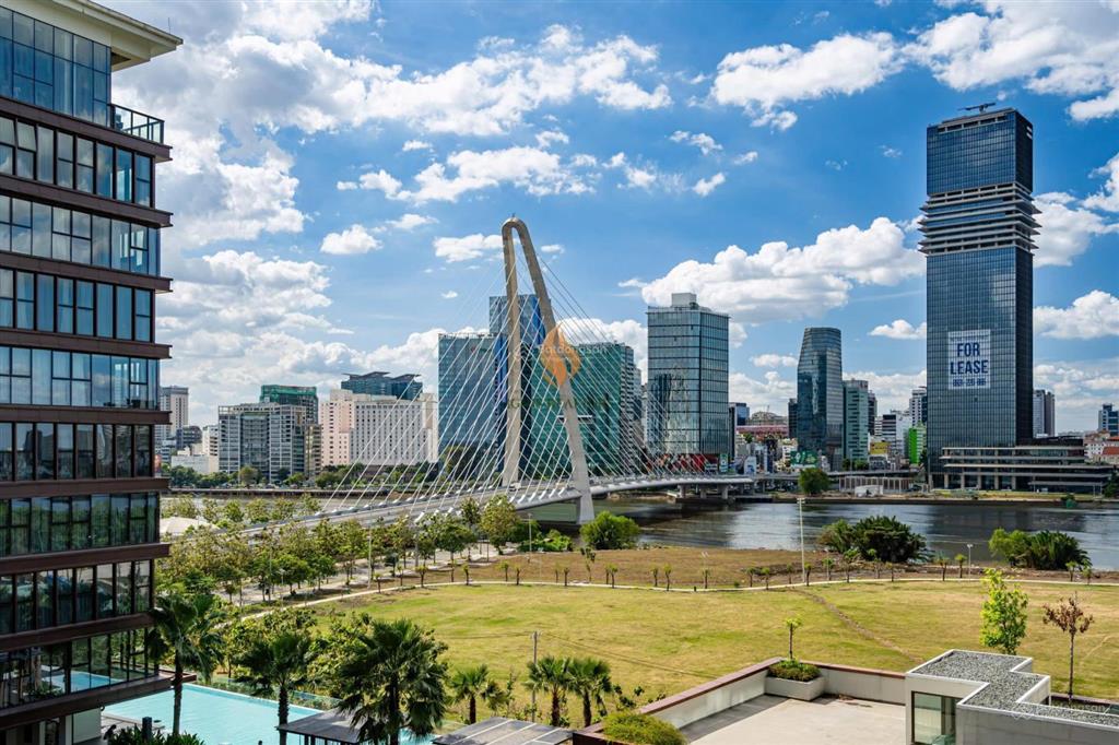 Bán 1 phòng ngủ trục hoa hậu view cầu bason, chủ bao hết phí