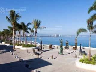 Bán nhà biệt thự mặt đường bao biển trần quốc nghiễn hạ long, vị trí đẹp trước nhà là bãi tắm