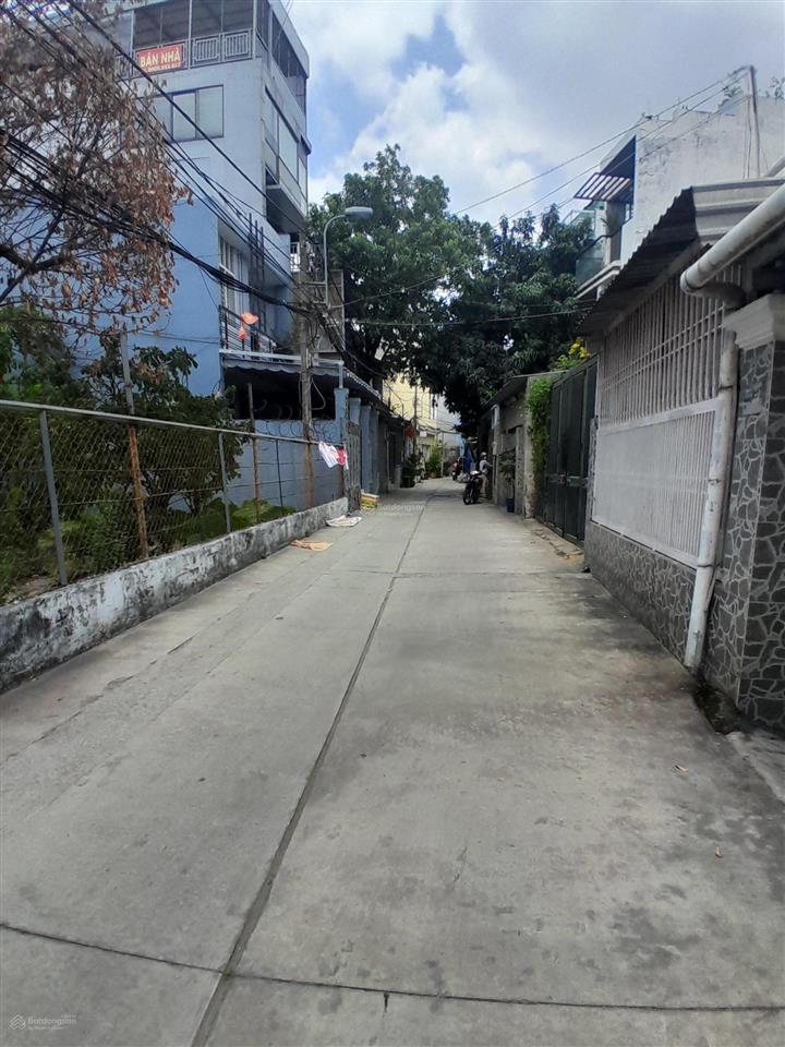 Ngay chợ cây xoài đường lê văn thịnh, quận 2, chủ gửi lô đất 74m2 chỉ 6 tỷ hơn , còn thương lượng