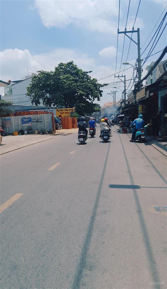 Về quê dưỡng già cần bán gấp căn nhà 2 tầng đường 42, dt  40m2 vuông vức, bình trưng, quận 2