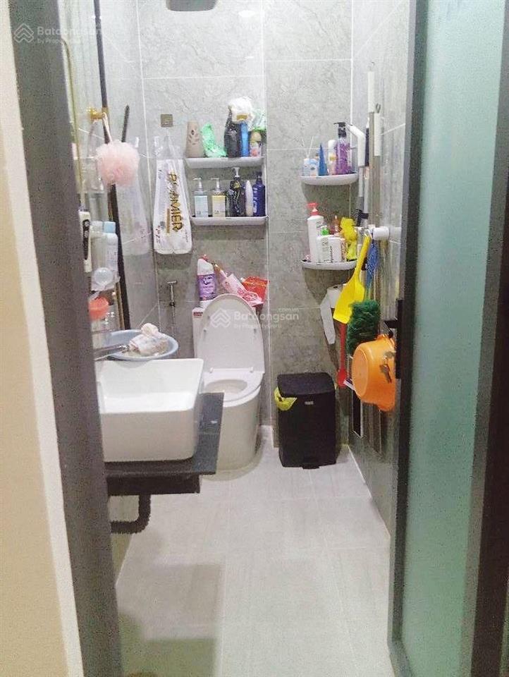 Về quê dưỡng già cần bán gấp căn nhà 2 tầng đường 42, dt  40m2 vuông vức, bình trưng, quận 2