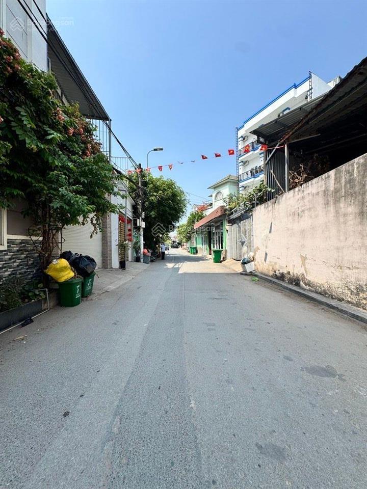 Mặt tiền kinh doanh đỉnh cao đường 11, cho thuê, mua ở, văn phòng, ngang khủng 12m, quận 2, 6,x tỷ