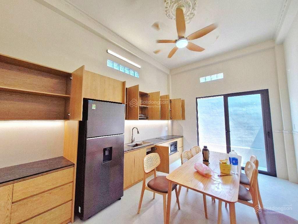 Bán nhà mặt tiền thông đường nguyễn tuyển khu kinh doanh sầm uất, full nội thất, ở ngay, quận 2