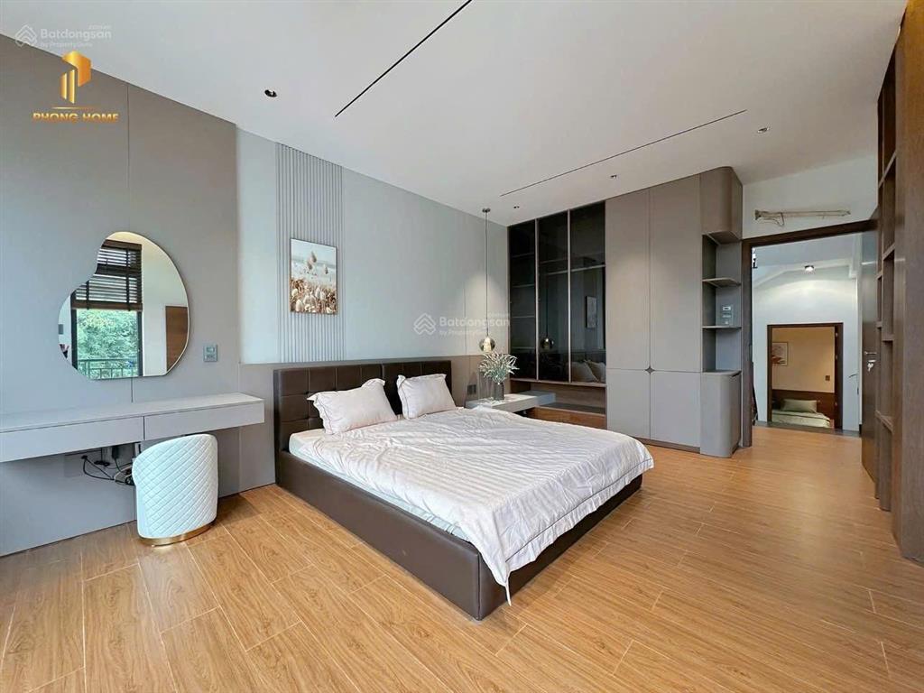 Nhà 3 tầng mặt tiền nguyễn như hạnh 102m2