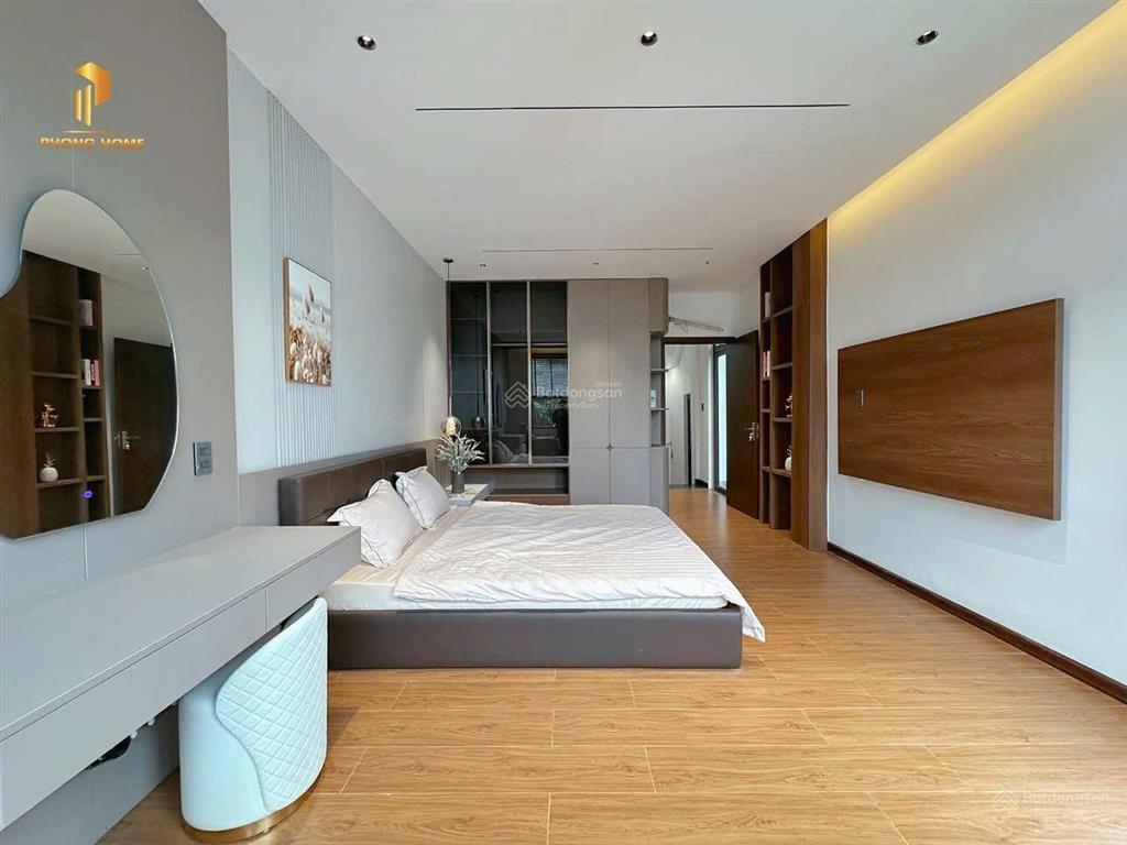 Nhà 3 tầng mặt tiền nguyễn như hạnh 102m2