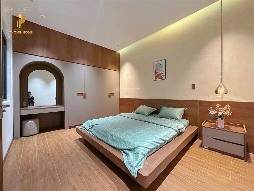 Nhà 3 tầng mặt tiền nguyễn như hạnh 102m2