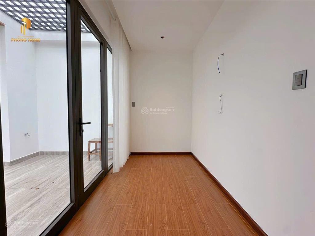 Nhà 3 tầng mặt tiền nguyễn như hạnh 102m2