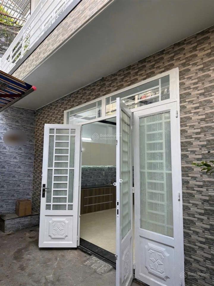 Chỉ 3.3 tỷ có nhà 2 tầng  shr  mới đẹp gần aeon tân phú