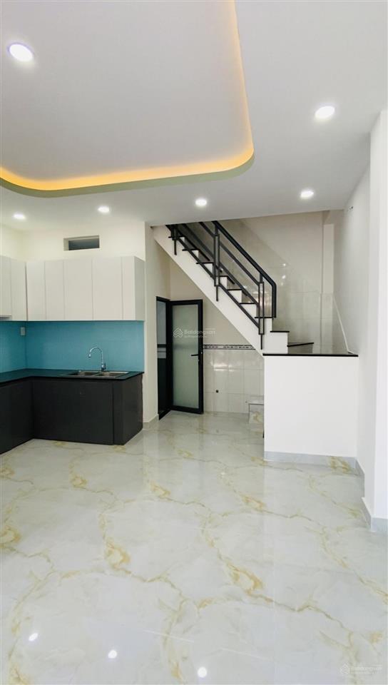 Bán nhà riêng tại ni sư huỳnh liên, 4,25 tỷ, 35m2, 2pn + 3wc + 3 tầng