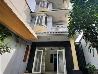 Hương lộ 2 biệt thự 170m2 sân đậu 3 ô tô 4 tầng đang cho thuê 16.5tr/tháng giá 12.4 tỷ