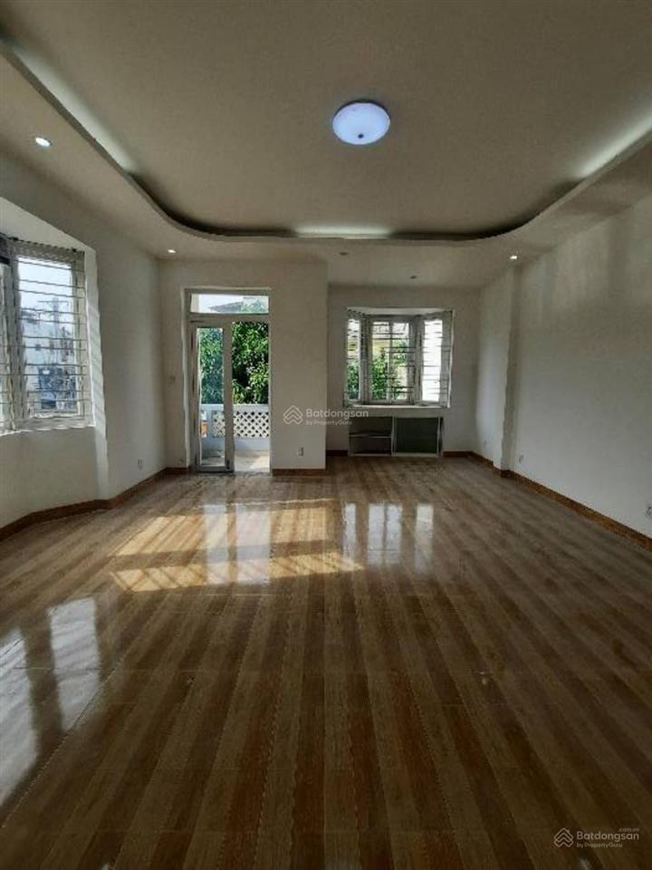 Hương lộ 2 biệt thự 170m2 sân đậu 3 ô tô 4 tầng đang cho thuê 16.5tr/tháng giá 12.4 tỷ