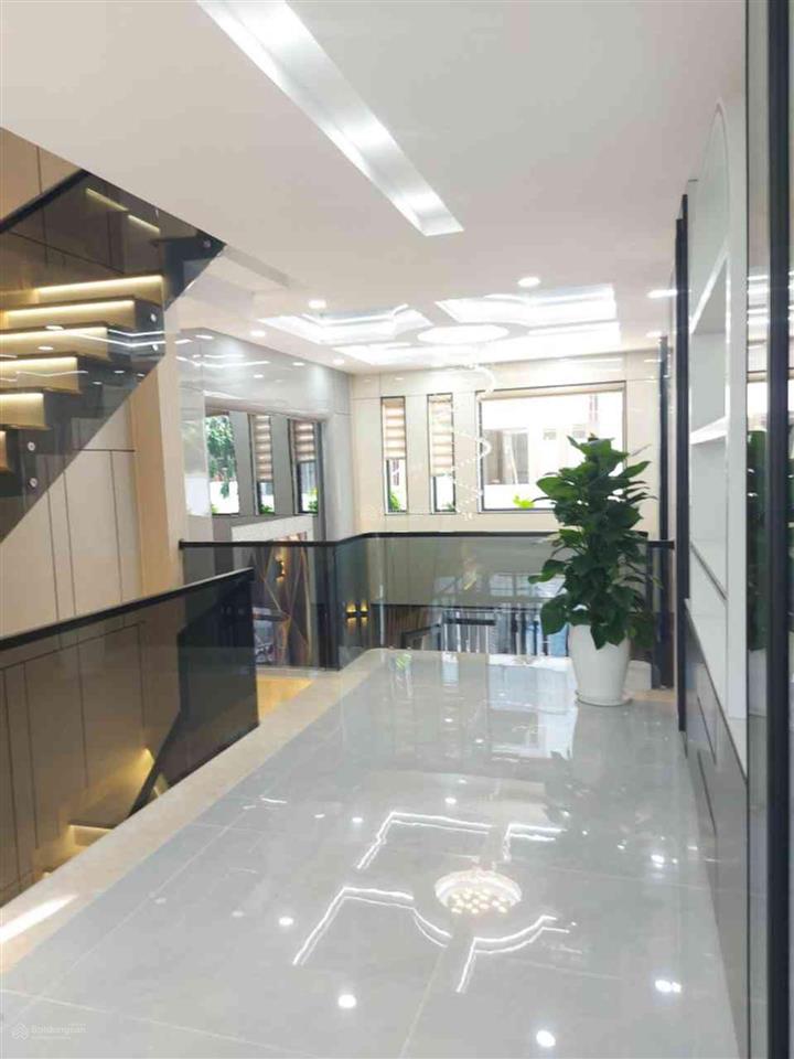 Hương lộ 2 nhà mới 5 tầng hxh thông 53m2 4pn chỉ 7.45 tỷ