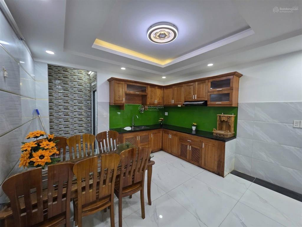 Bán nhà đường hương lộ 2  54m2  5 tầng  chỉ 6.8 tỷ