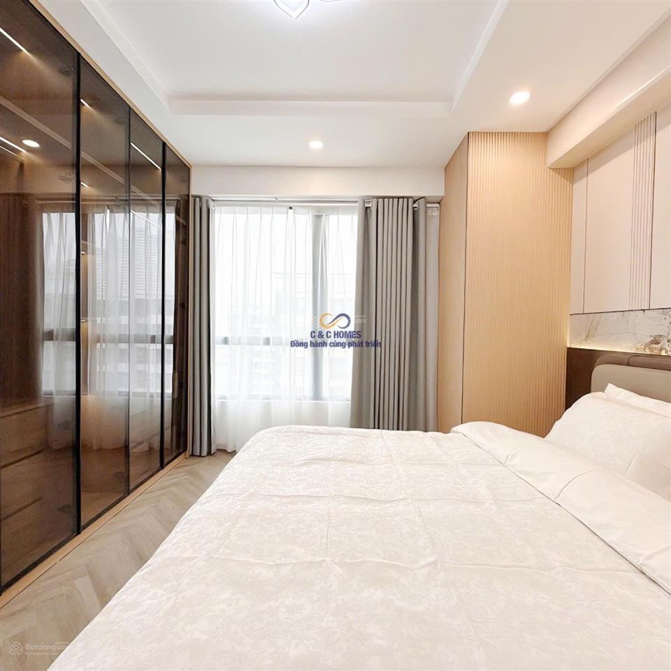 Chính chủ bán căn 2n toà t10 tầng trung time city. giá hơn 8t đồng, diện tích 83m2.  0972 801 ***