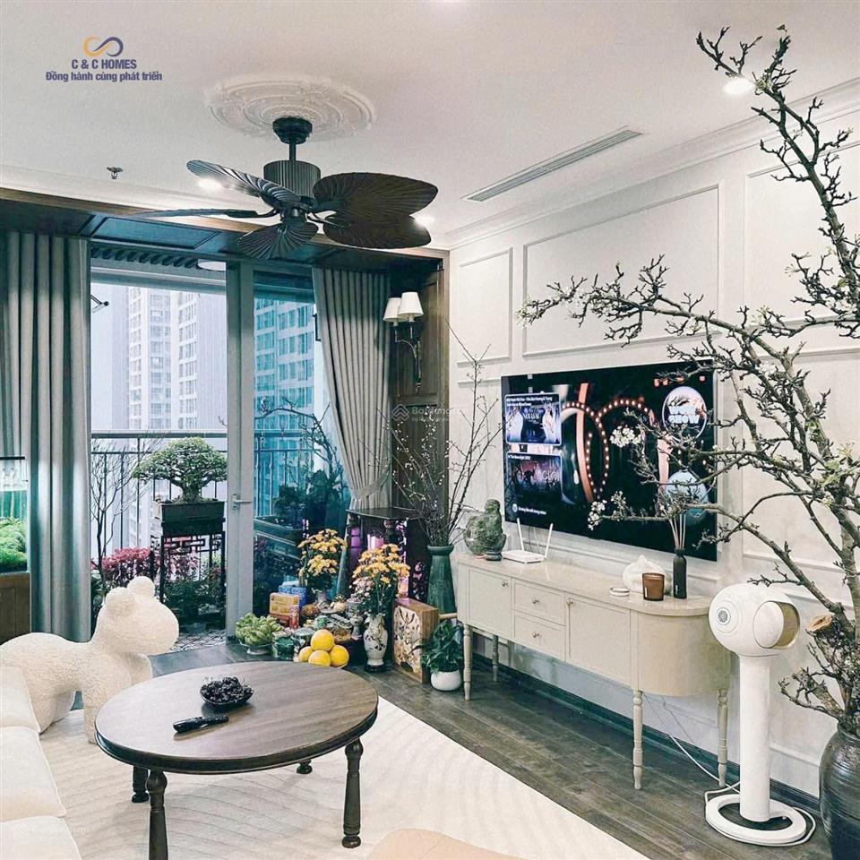 Chính chủ gửi bán nhanh căn 2pn góc park premiums chỉ 9.3 tỷ  diện tích 80m2  0972 801 ***