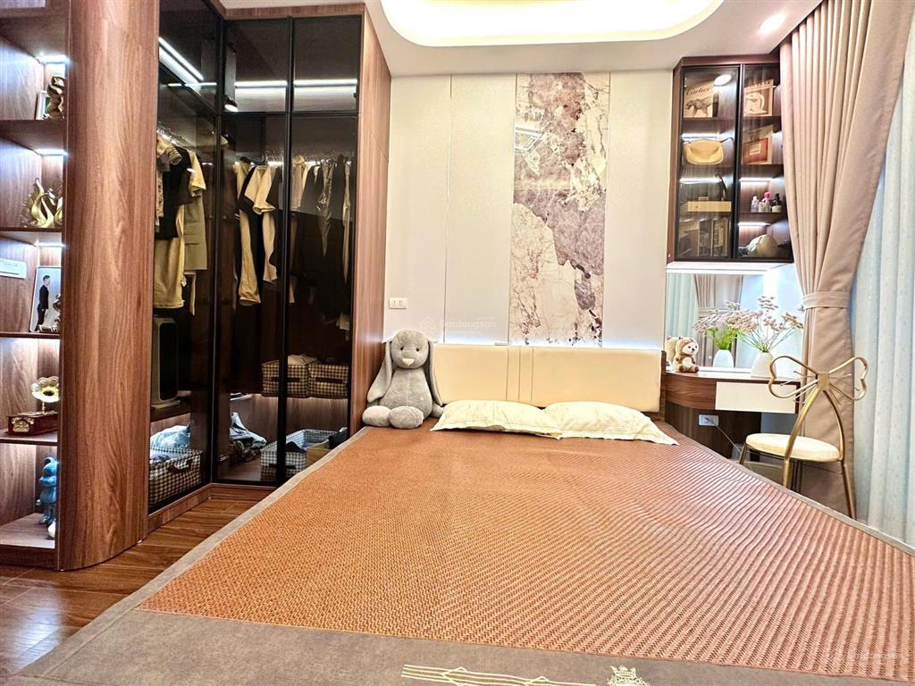 Nhà đẹp sang  vị trí vàng  ai đi xem cũng khen đáng mua!