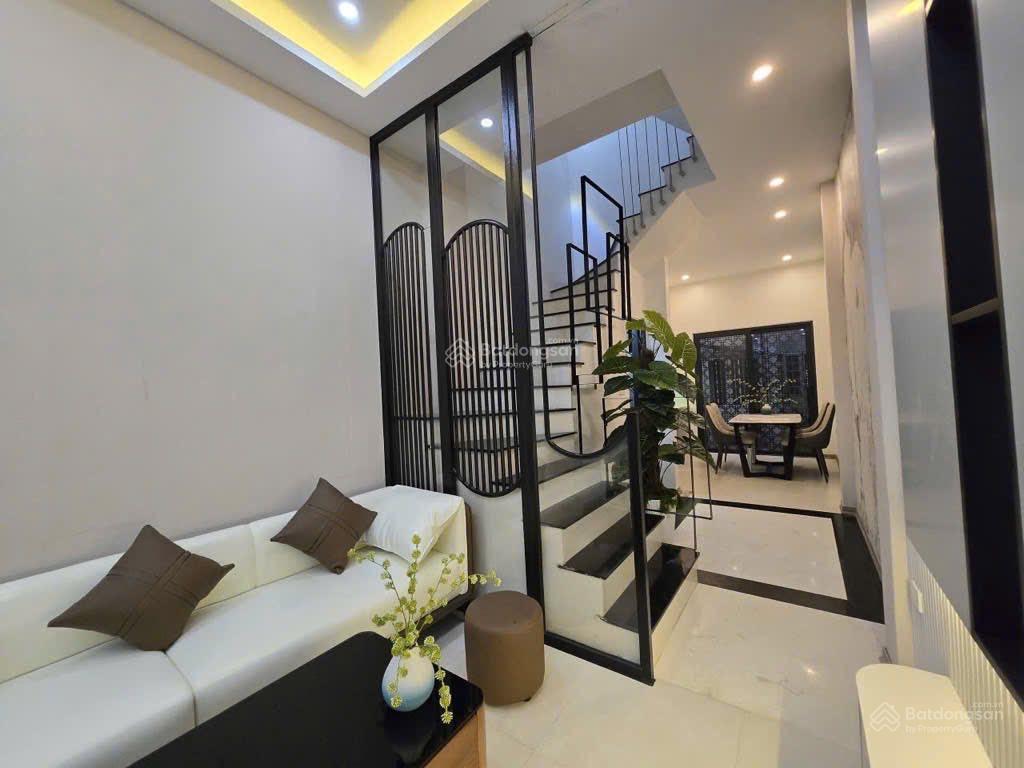 Siêu phẩm hiếm  phân lô cán bộ hai bà trưng  40m2  4 tầng  mặt tiền 3m