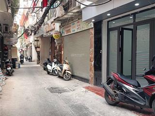 Mặt đường khu vực hai bà trưng  nhà đẹp 5 tầng  xây mới  xách vali vào ở luôn