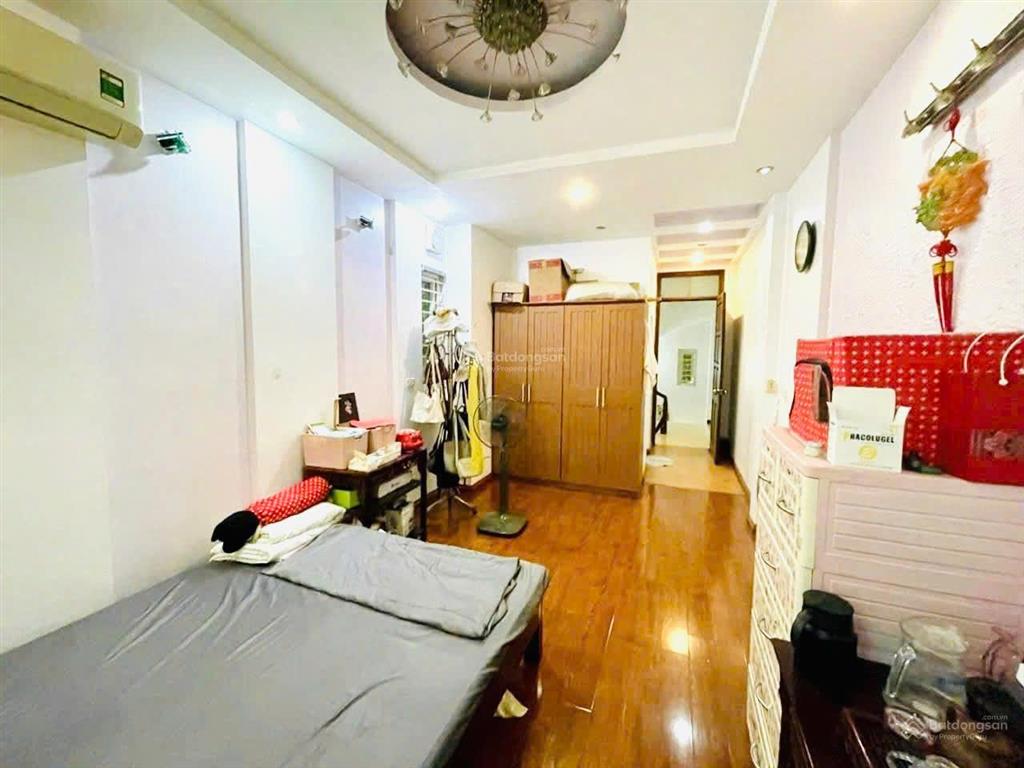 Hiếm tạ quang bửu 2 thoáng 35m2 5 tầng 10m ra ô tô tránh