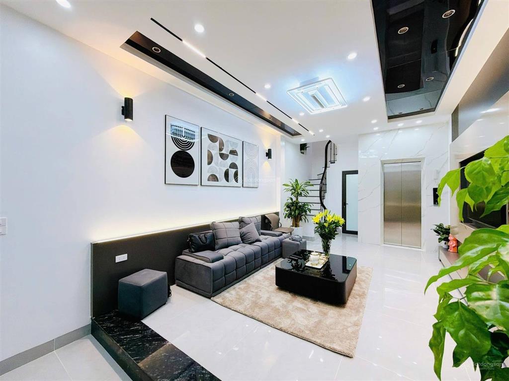 Bán nhà khương trung  nhà mới 5 tầng thang máy  47m2  mặt tiền 4m  tiềm năng tăng giá