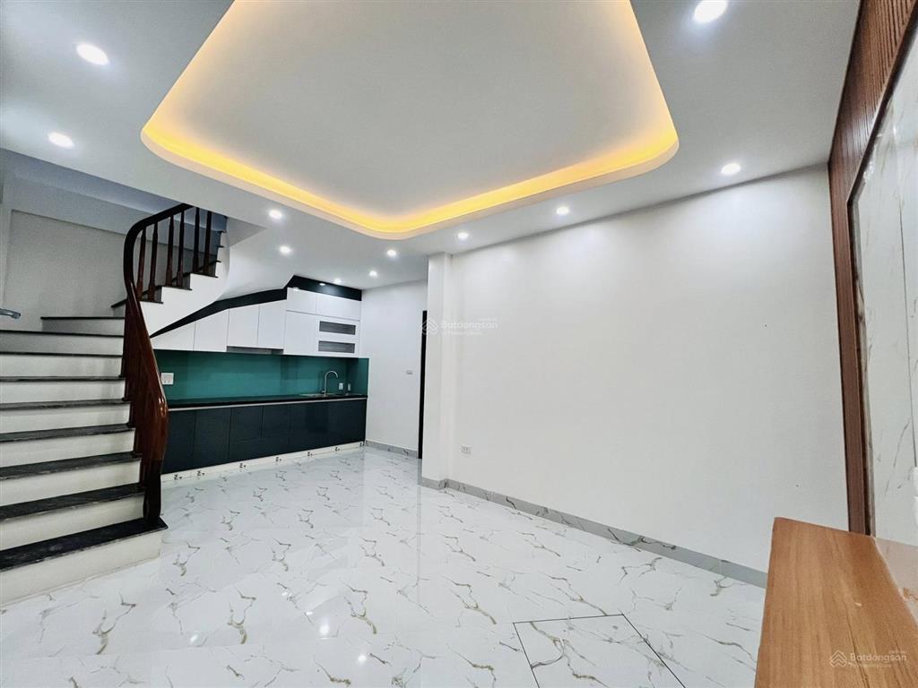 Siêu phẩm lô góc nhà xây mới thơm mùi sơn  40m2  6 tầng  giá 7.x tỷ  sổ nở hậu