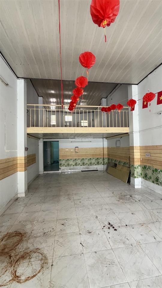 Nhà 75m²  hẻm rộng 8m  ngay chợ tân hương  tân phú  giá chỉ 6.45 tỷ