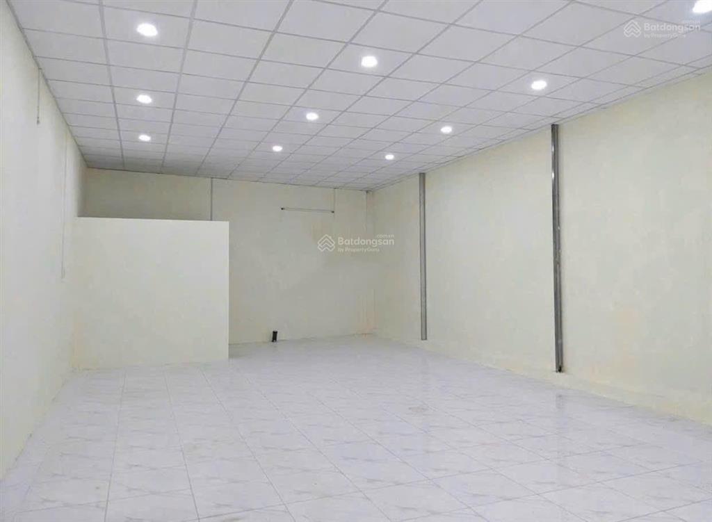 Bán nhà đường tô hiệu, q. tân phú  71m2  ngang 6m hiếm có  gần đầm sen  chỉ 7.6 tỷ
