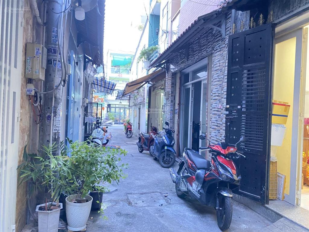 Nhà 3 tầng ở liền  tây thạnh, tân phú  50m²  gần đh công thương  giá 6.5 tỷ