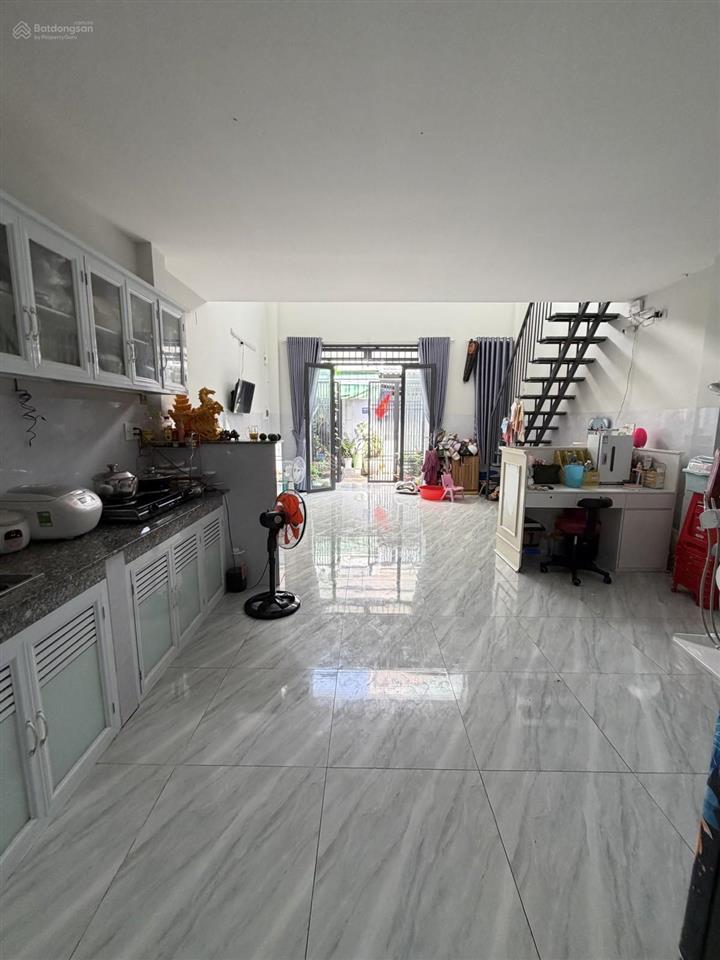 Nhà ở liền  tây thạnh, q.tân phú  54m²  ngang gần 5m  chỉ 5.2 tỷ tl