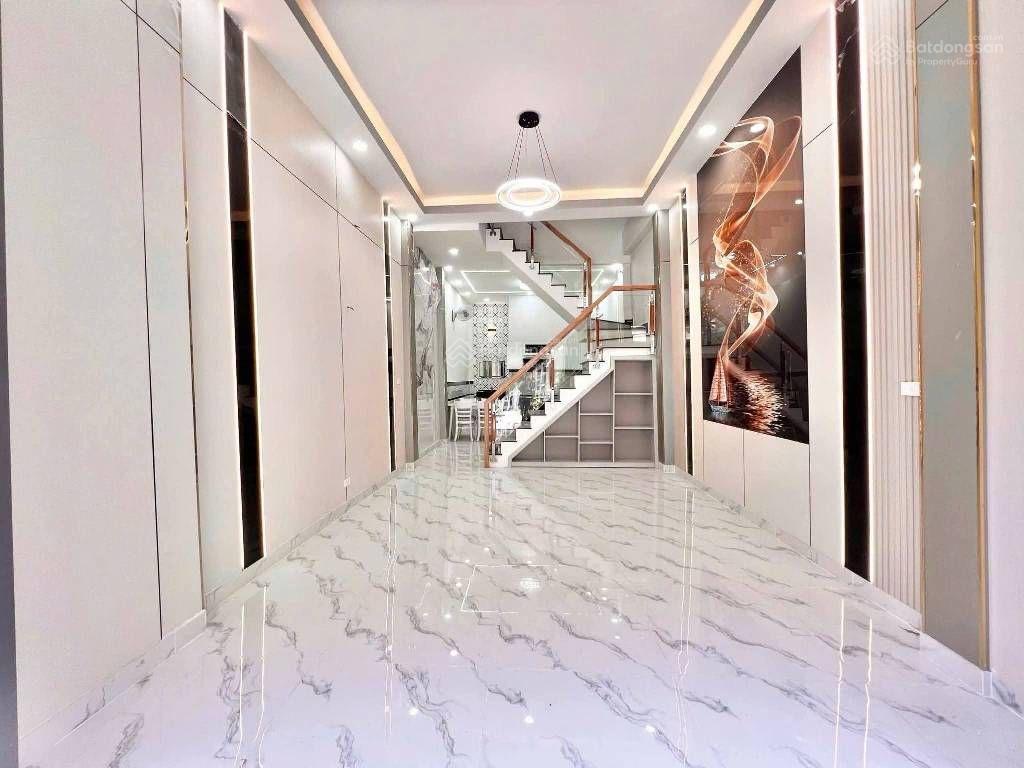 Nhà 2 tầng đông hưng thuận q12  sát nguyễn văn quá  hẻm xe hơi  4 x 12