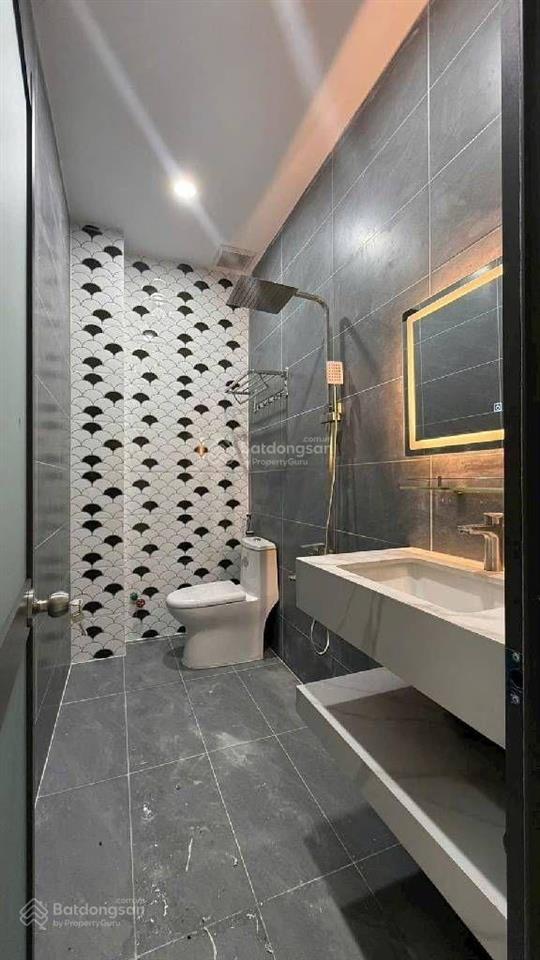 Nhà 2 tầng đông hưng thuận q12  sát nguyễn văn quá  hẻm xe hơi  4 x 12