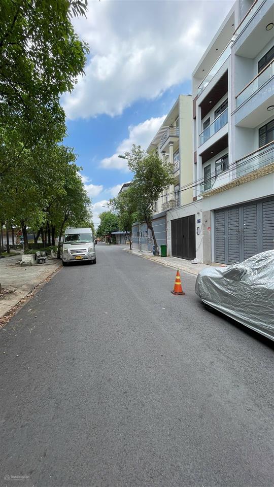 Bán nhà kdc hiệp thành city q12 nhà 4 tầng 5m x 18m  đường nhựa 8m