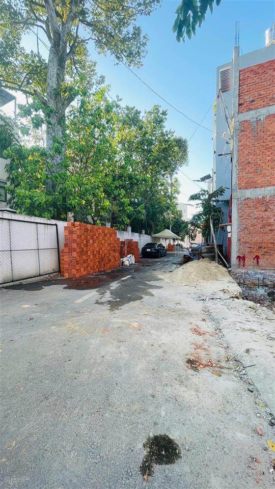 Bán đất nguyễn ảnh thủ quận 12  hẻm nhựa 8m có lề  4,5 x 12  chỉ 4.05 tỷ