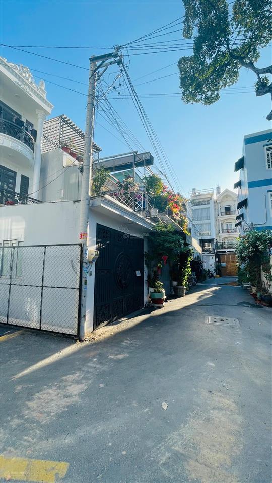 Bán đất nguyễn ảnh thủ quận 12  hẻm nhựa 8m có lề  4,5 x 12  chỉ 4.05 tỷ