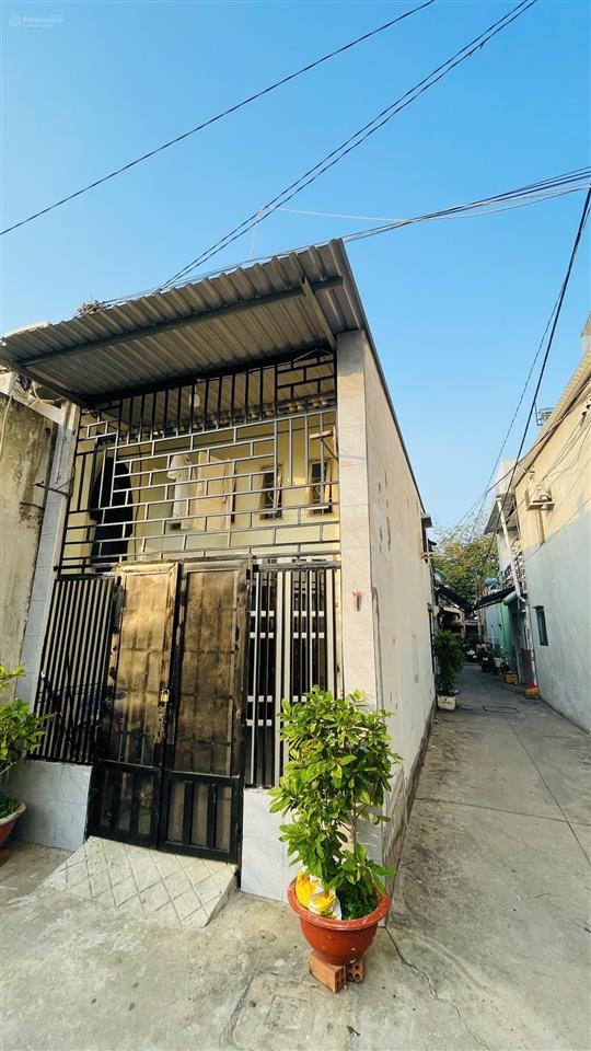Bán nhà nguyễn thị búp quận 12  hẻm xe hơi  lô góc  sát hiệp thành city  giá 2.25 tỷ tl