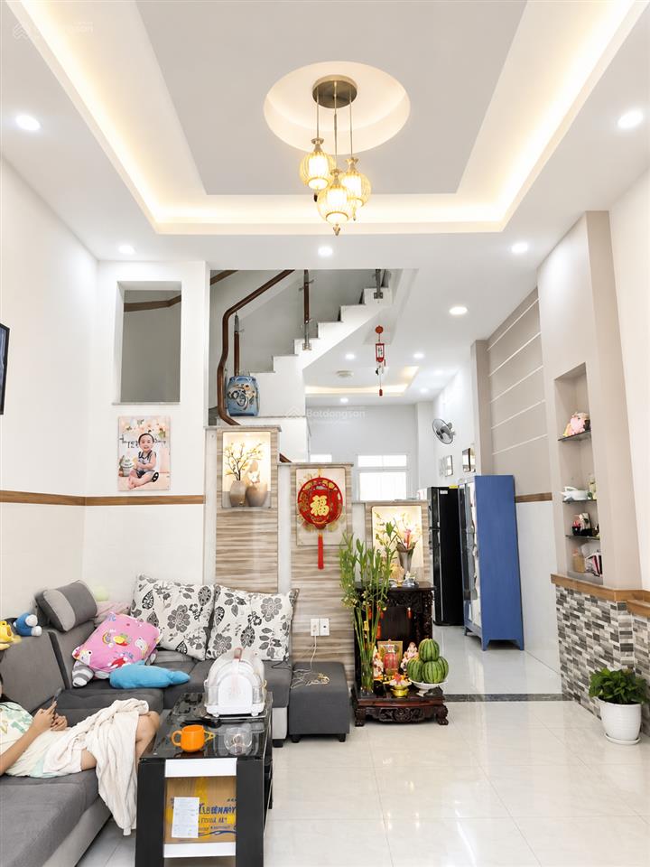 Bán nhà đông bắc quận 12  2 mặt tiền hẻm xe hơi thông  3 tầng  ngay công viên phần mềm  4,2x15