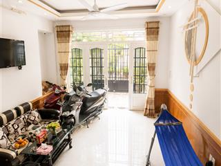 Bán nhà đông bắc quận 12  hẻm xe hơi  5 phòng ngủ  3 tầng  ngang 4,5m ngay công viên phần mềm