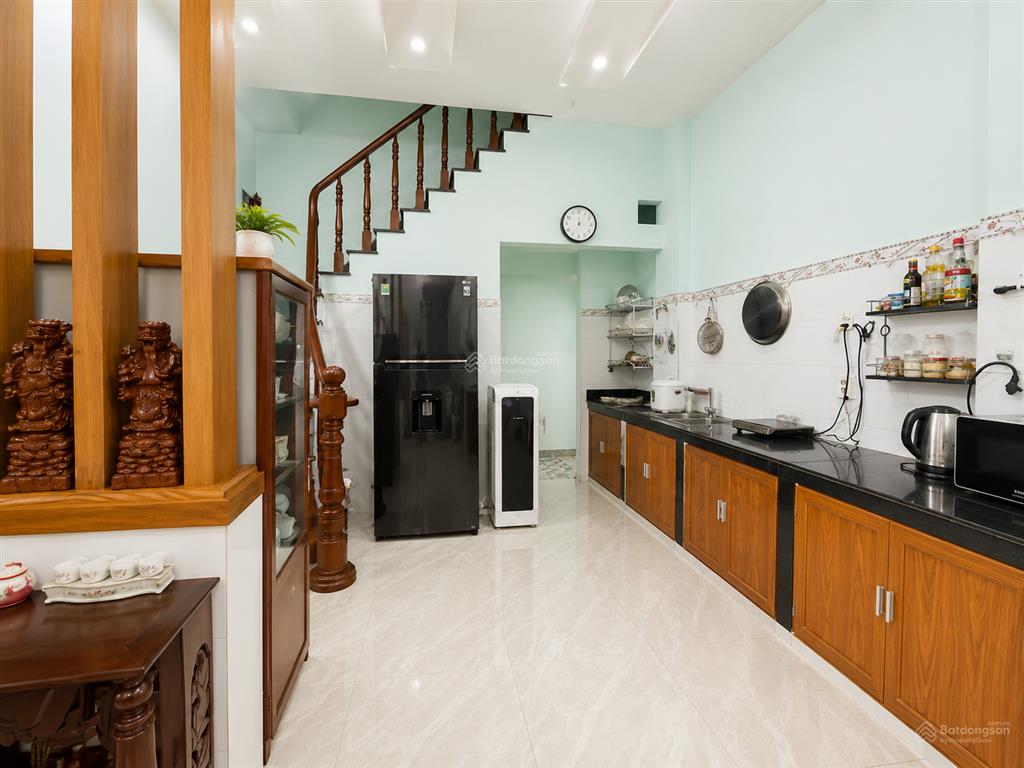Bán nhà tân chánh hiệp quận 12  hẻm xe hơi thông  2 tầng  gần đại học giao thông vận tải