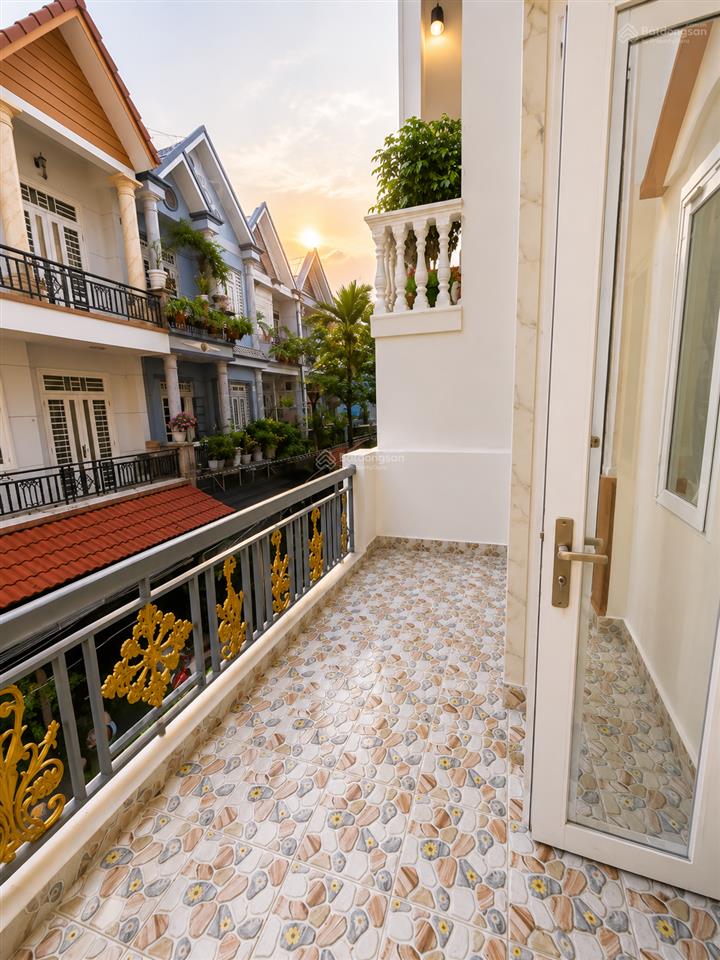 Bán nhà lâm thị hố quận 12  3 tầng  hẻm nhựa xe hơi thông  ngang 5m  sát nguyễn ảnh thủ