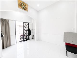 Bán nhà tân chánh hiệp quận 12  gần công viên phần mềm quang trung  hẻm xe hơi đậu cửa  45m2
